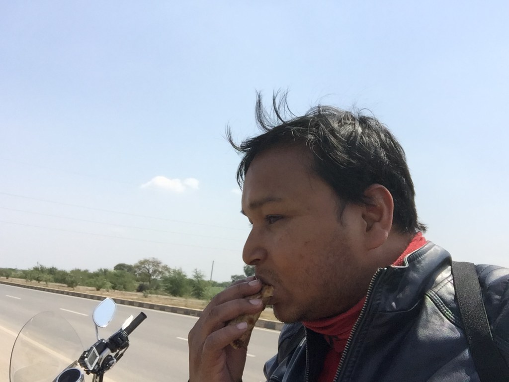 Quick meal paratha roll Harley Davidson ride AskDushyant Year 2017