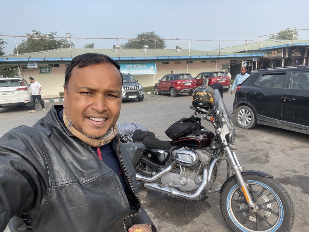 Original photo casually clicked with my harley davidson agra indore ride AskDushyant