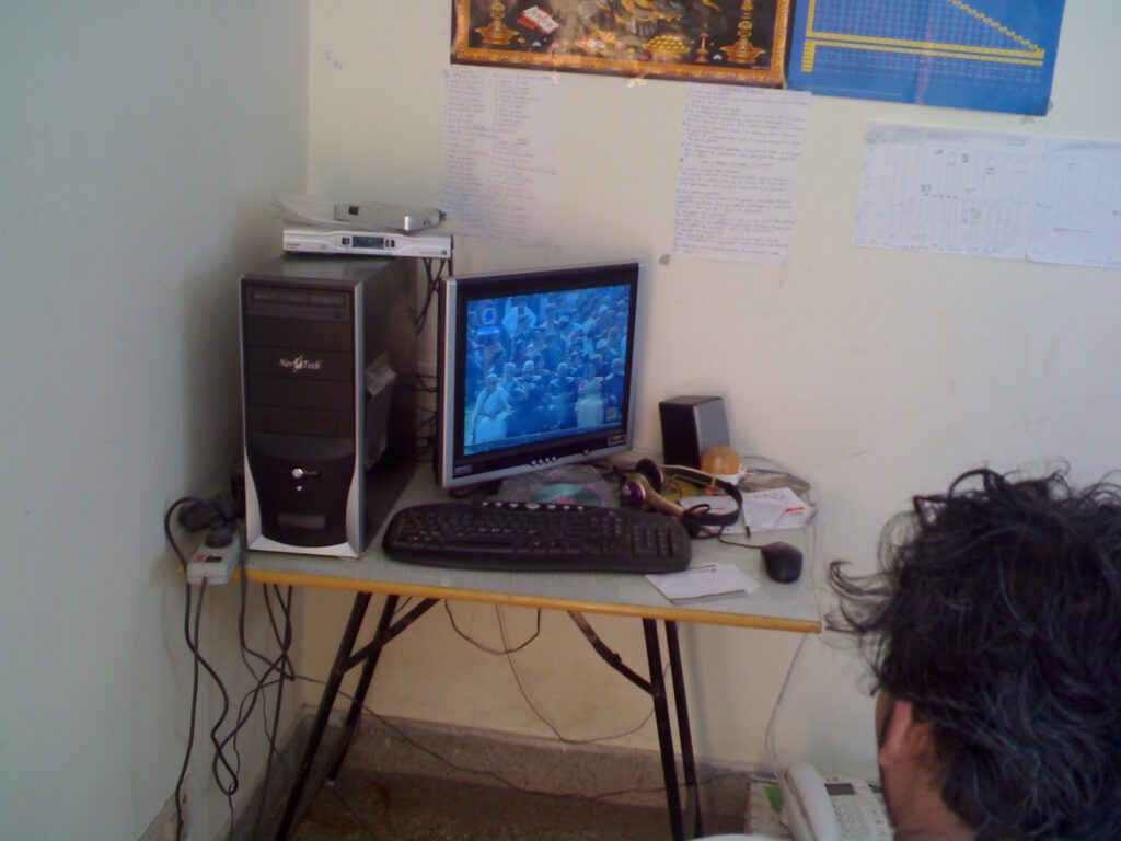 PC cum Personal Entertainment House No 1435 Sector 15 Gurgaon AskDushyant