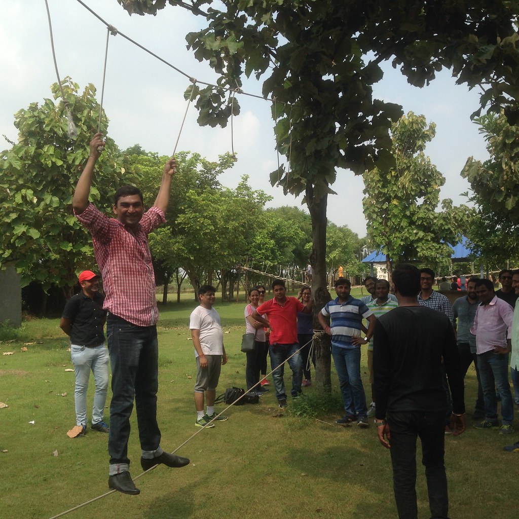Rope balancing Peoplestrong tech team outing Yr 2016 AskDushyant