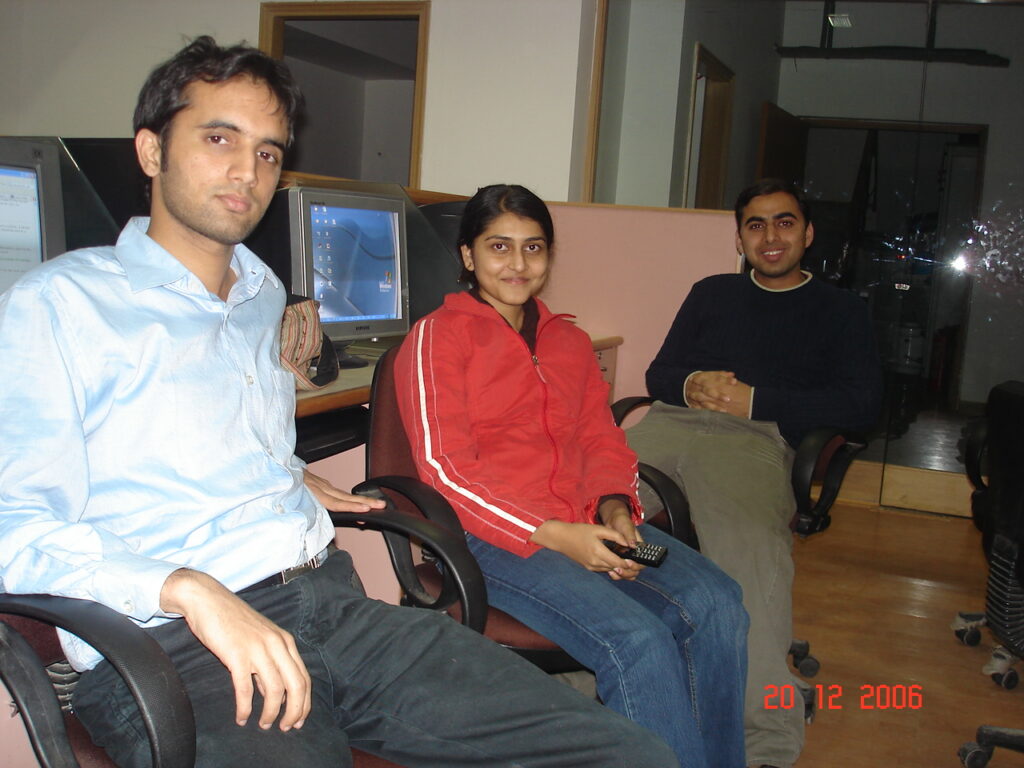 Vijender suresh anajana basement office Desiya Online Year 2006 AskDushyant