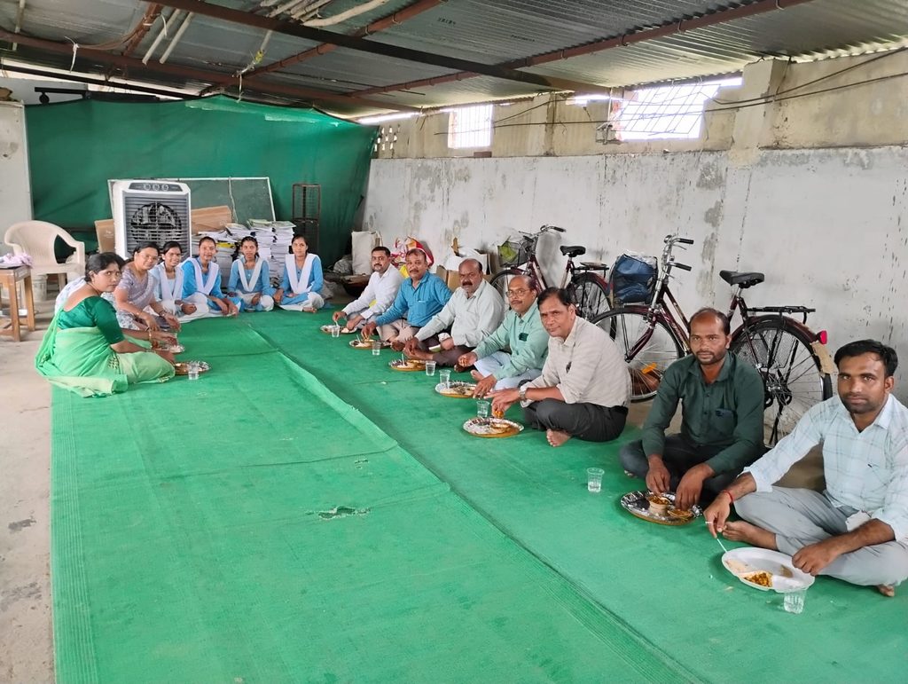Traditional India Lunch My Mama’s Retirement Year 2026 #AskDushyant